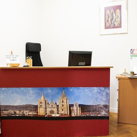 לאון Hostel Rua 35 מראה חיצוני תמונה